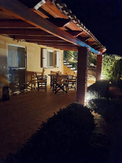 Guesthouse Petrothalassa Pórto Héli Kültér fotó