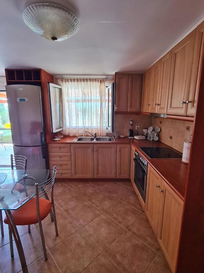 Guesthouse Petrothalassa Pórto Héli Kültér fotó
